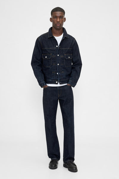 Relaxed Straight Jeans